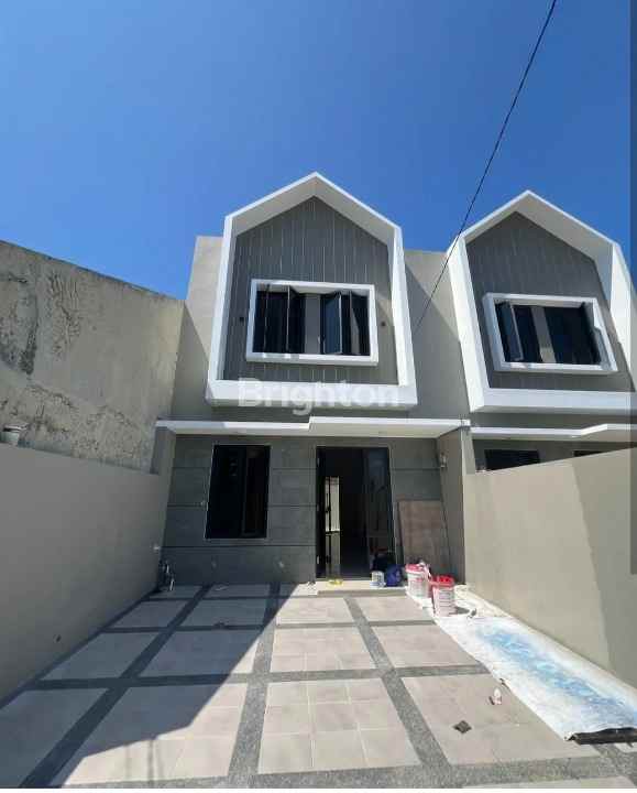 rumah baru gress medokan 2 lantai siap huni