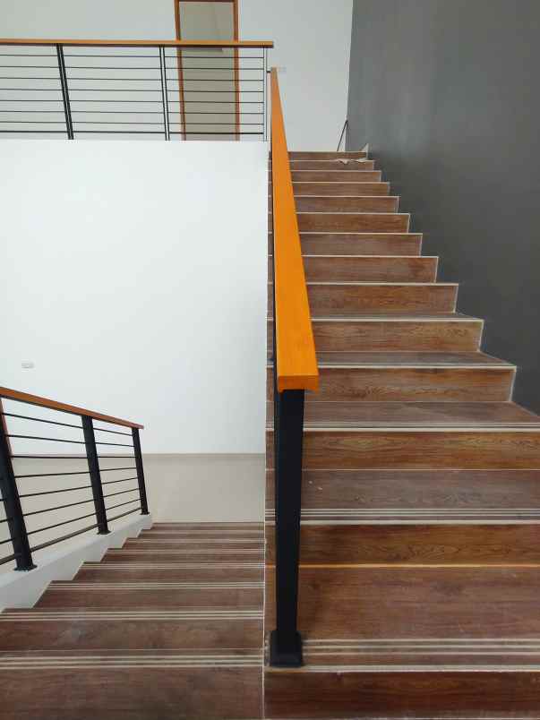 rumah baru modern house dalam townhouse siap huni