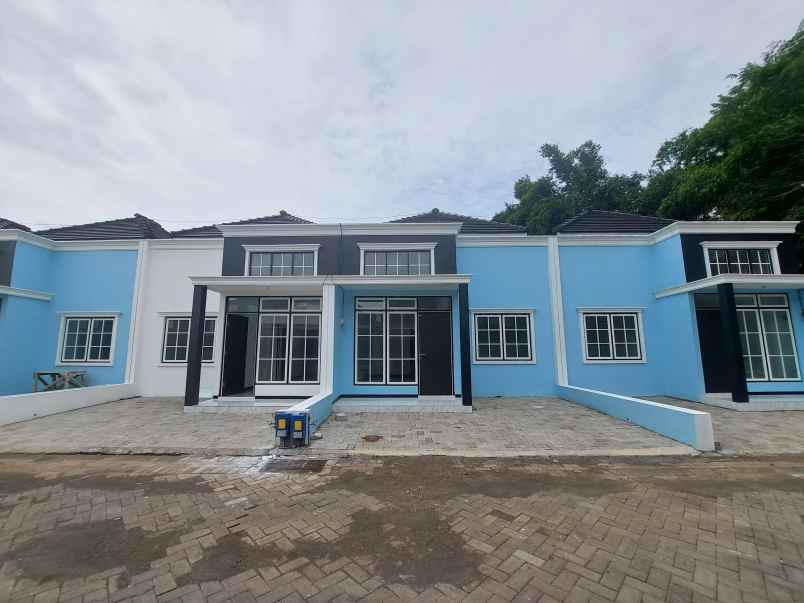 rumah baru siap huni lokasi nol jalan tlogowaru