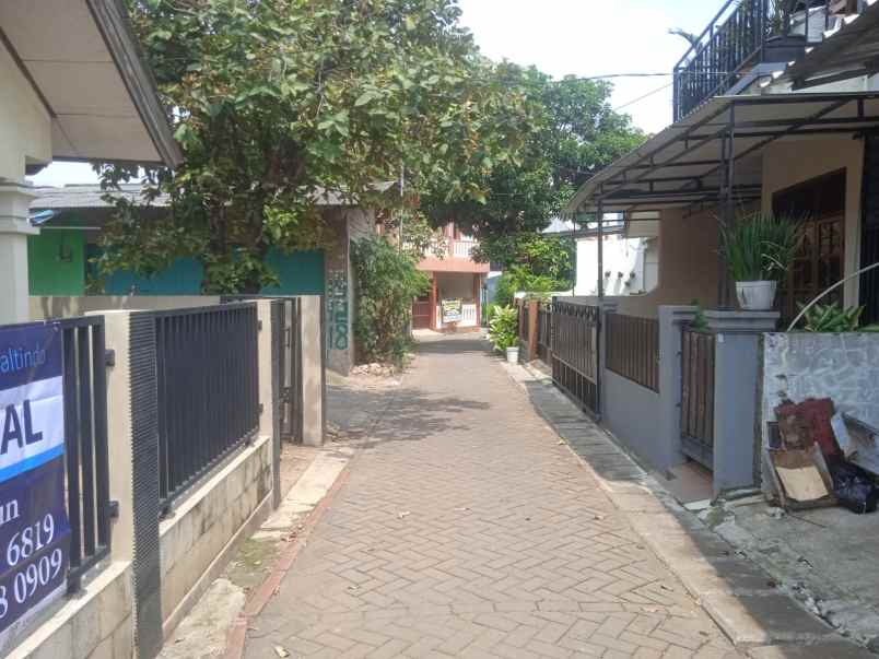 rumah bebas banjir dijual di jalan asem kunciran