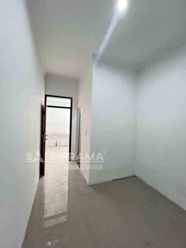 rumah cantik siap huni di harjamukti depok dp 0 reno