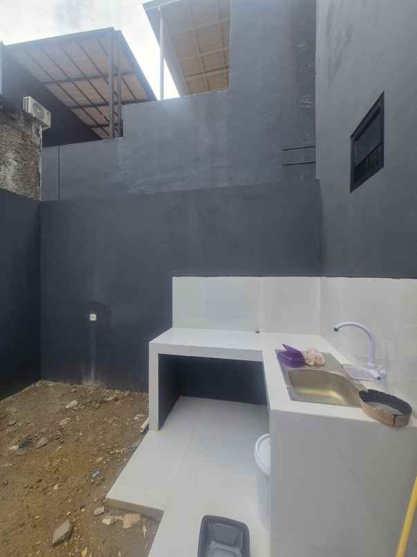 rumah cluster baru one gate system di cikunir bekasi