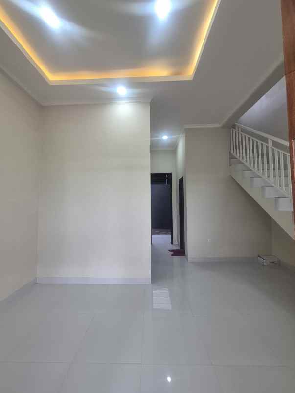 rumah cluster baru one gate system di cikunir bekasi