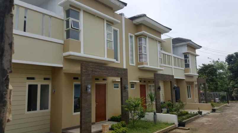 rumah cluster di cipayung jaktim 2 lantai cakep