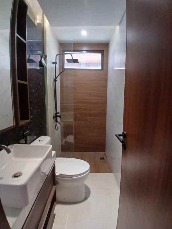 rumah cluster premium 2 5 lantai di pancoran mas depok