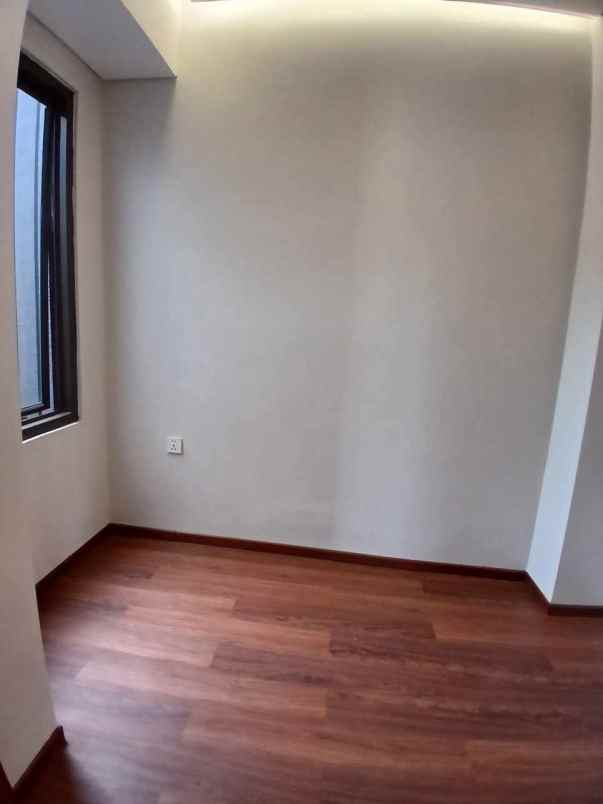 rumah cluster premium 2 5 lantai di pancoran mas depok