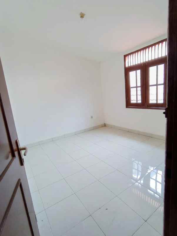 rumah dalam perumahan di purwomartani kalasan sleman