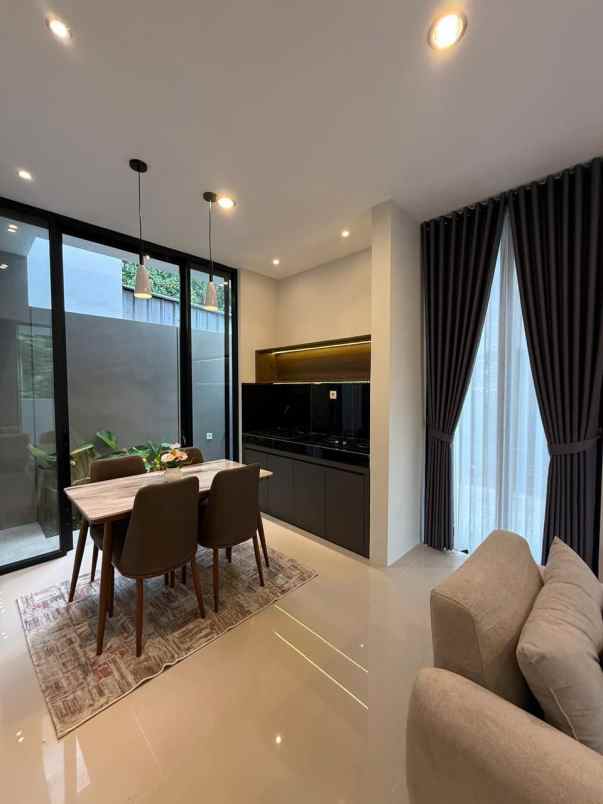 rumah dekat rs at taurot di seyegan sleman yogyakarta