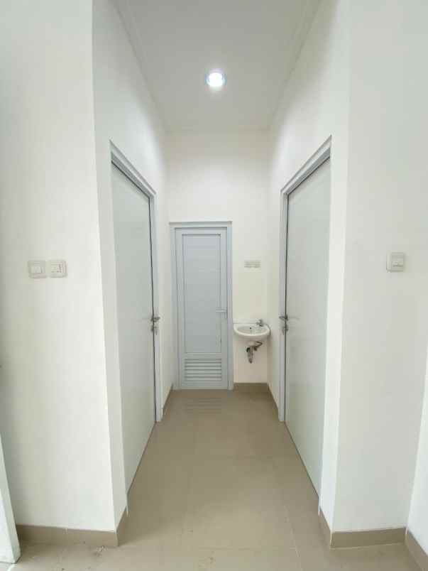 rumah dekat toll bsd intermoda bsd stasiun cisauk aeon