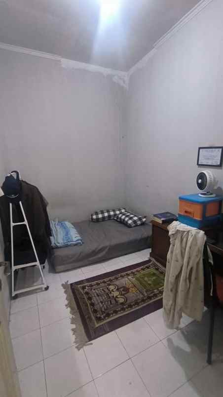 rumah di komplek taman puspa indah sanggar hurip