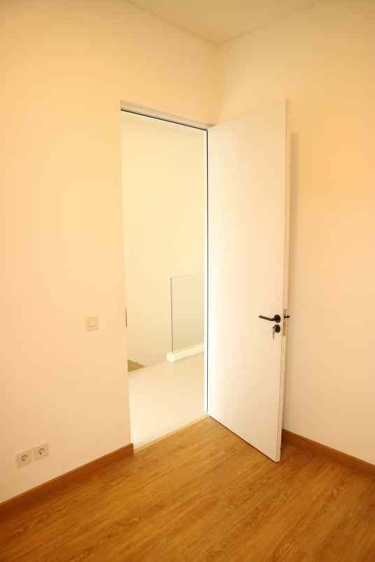 rumah dian istana spec premium nego