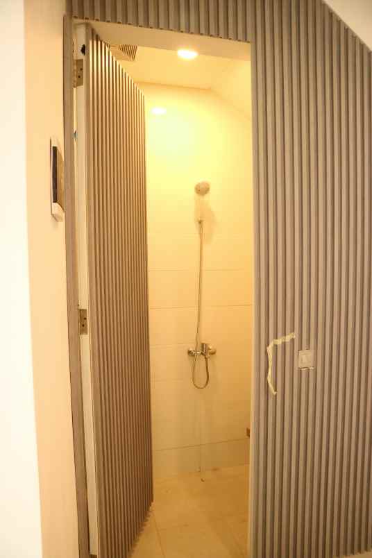 rumah dian istana spec premium nego