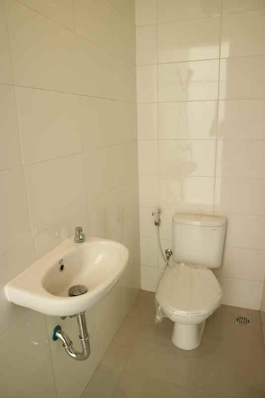 rumah dian istana spec premium nego