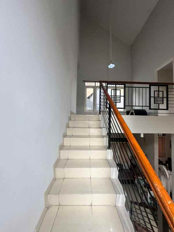 rumah dijual full furnished di sinduadi