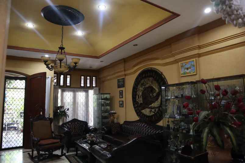 rumah gading elok