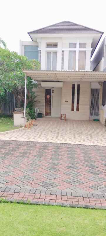 rumah granada pakuwon indah minimalis sby