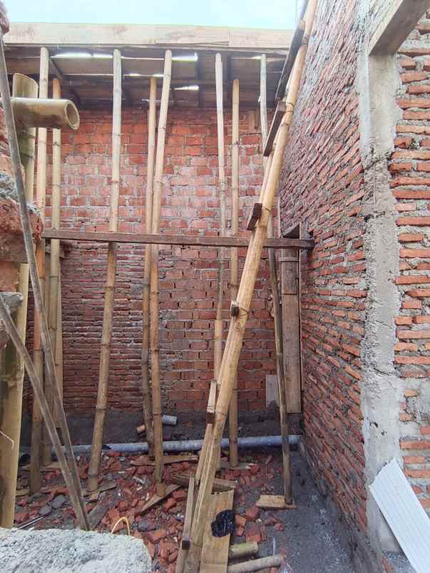 rumah hook ngaliyan semarang barat
