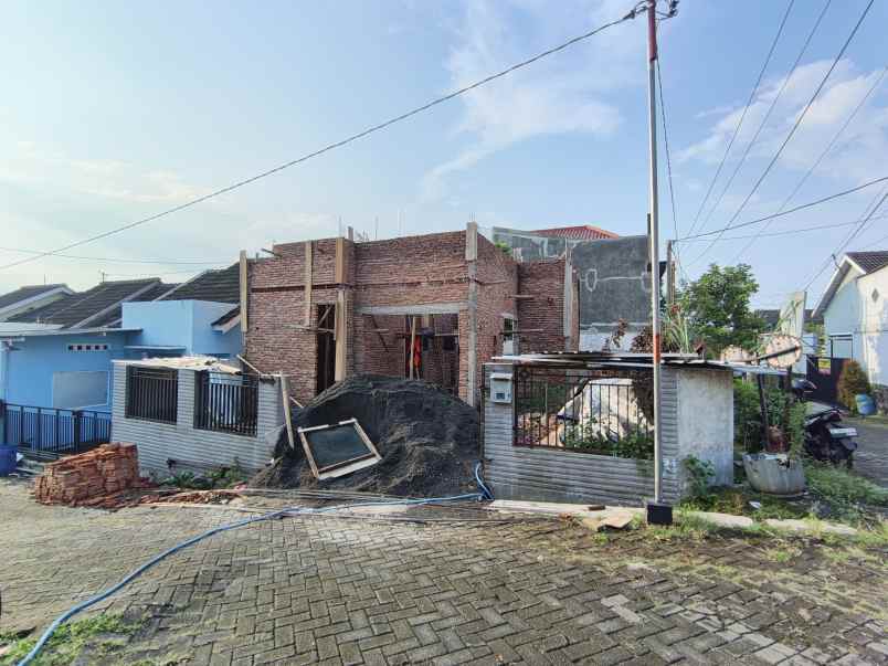 rumah hook ngaliyan semarang barat