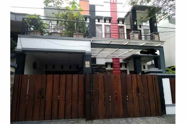 rumah jatiwaringin bekasi jawa barat