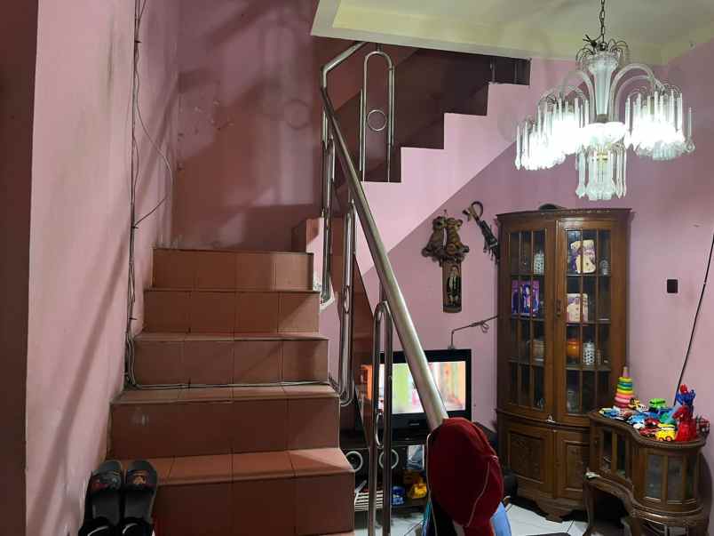 rumah jl komplek dki