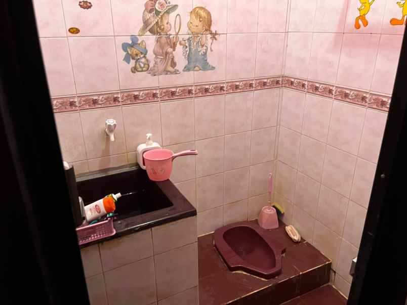 rumah jl komplek dki