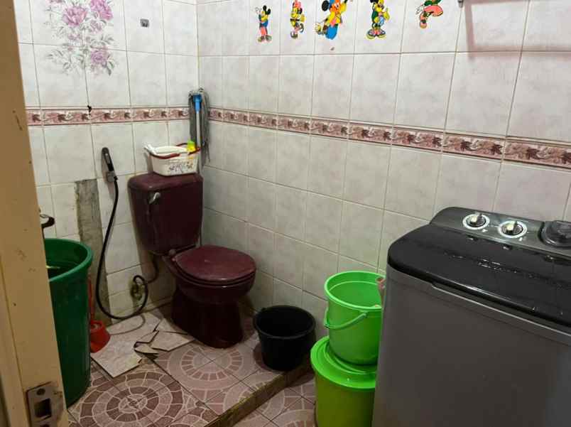 rumah jl komplek dki