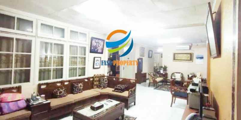 rumah jl pondok kelapa indah