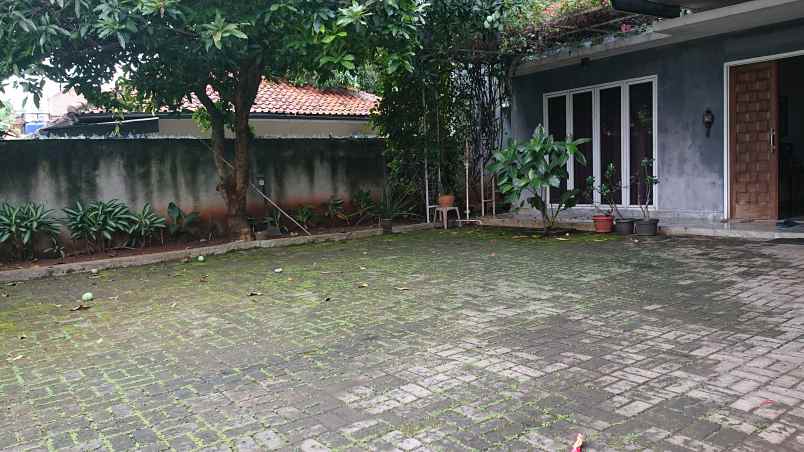 rumah jl rawa papan no 2