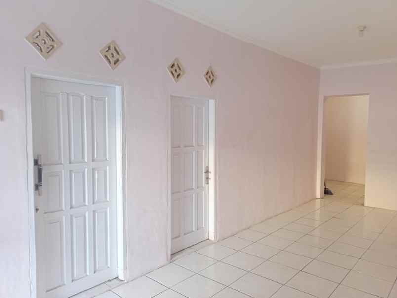 rumah jl raya kadungora garut