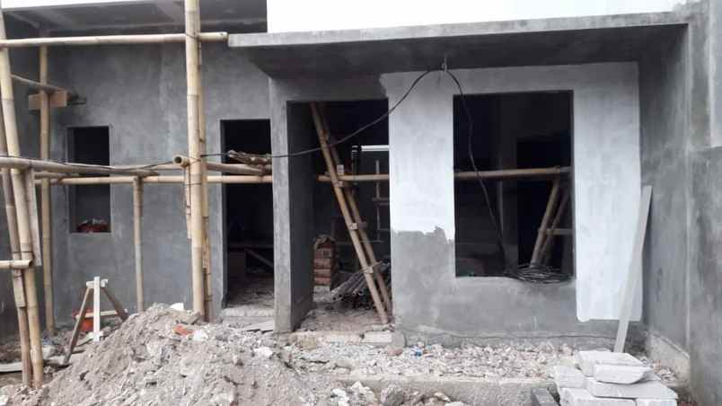 rumah jl raya kodau jatiwarna