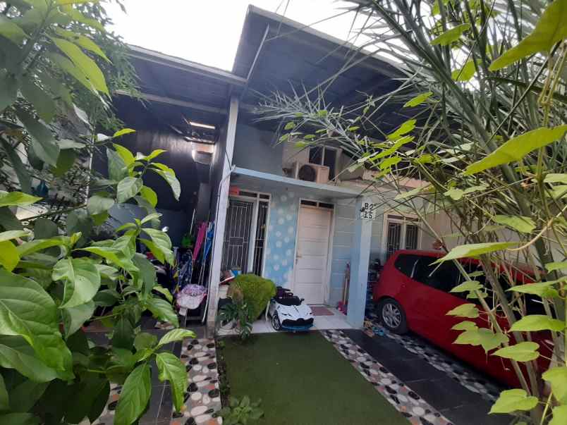 rumah jl sumatera jombang