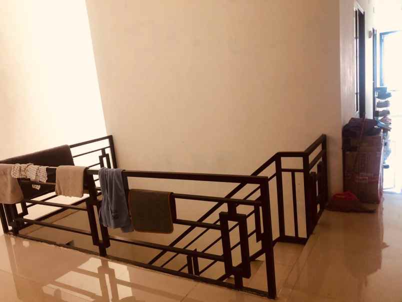 rumah kost siap huni full penghuni lokasi sigura gura