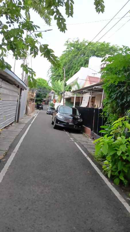 rumah lama di bendungan hilir jakarta