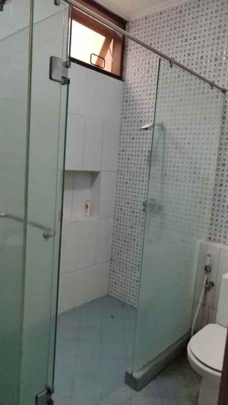 rumah lebar 15 lokasi sutorejo surabaya furnish nego