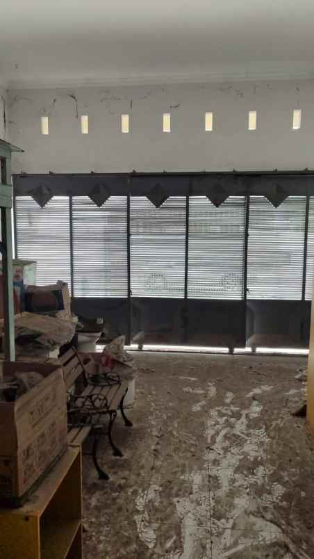 rumah lebar 15 lokasi sutorejo surabaya furnish nego