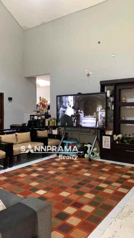 rumah luas di komplek pgri cilodong dijual cepat rn