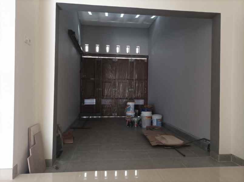 rumah manyar tirtomoyo baru gress