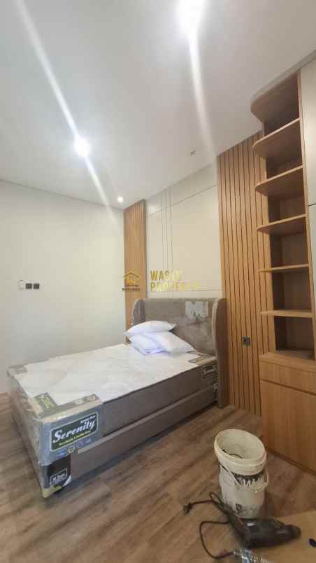 rumah mewah 2 lantai siap huni di purwomartani sleman