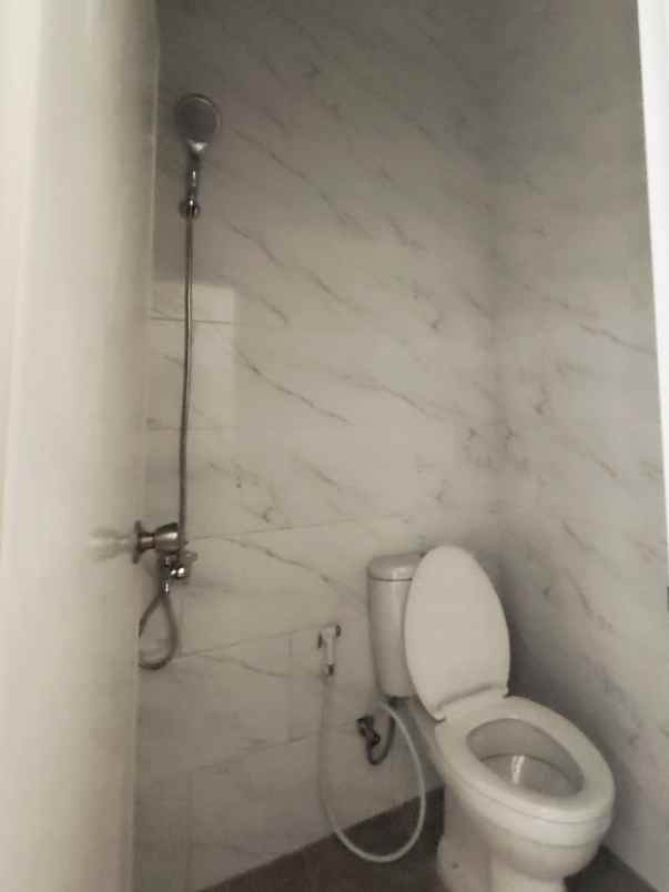 rumah minimalis 700 jutaan di bekasi jawa barat