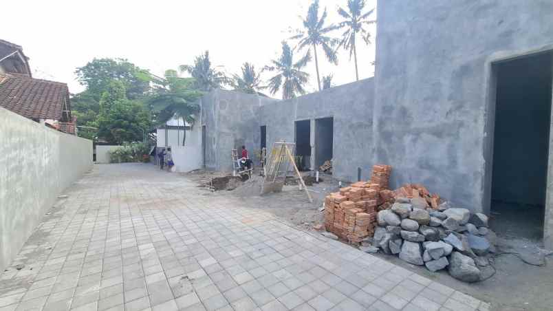 rumah minimalis modern full funished di ngaglik sleman