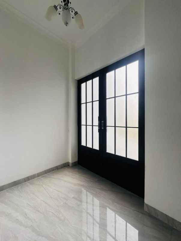 rumah modern 2 lantai di godean