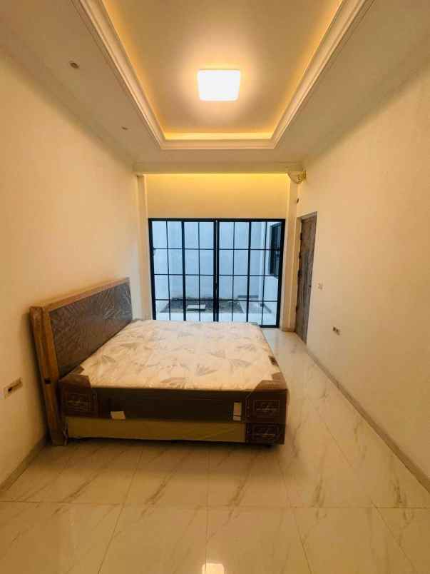 rumah modern 2 lantai di godean