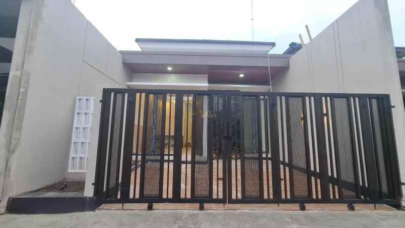 rumah modern harga murah lingkungan nyaman di kalasan