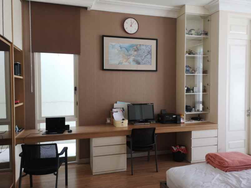 rumah mossel bay pakuwon city minimalis strategis