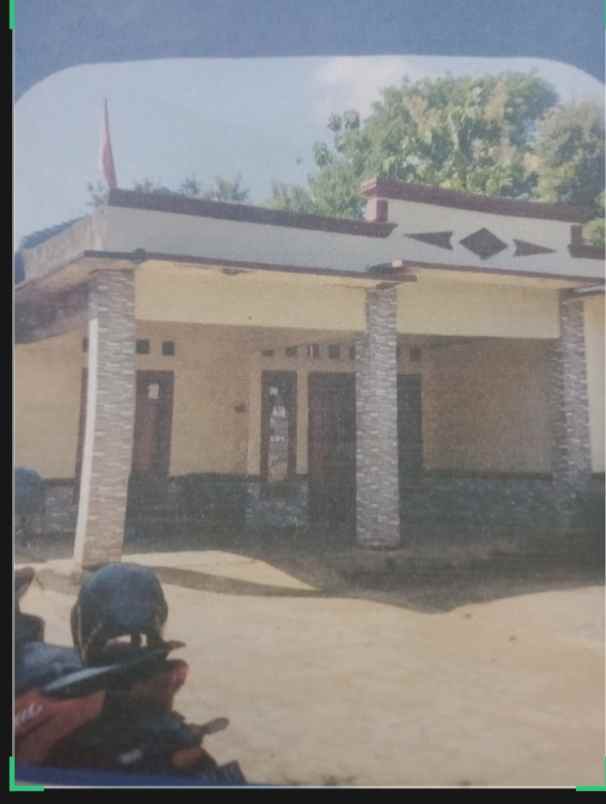 rumah murah dipedesaan halaman luas