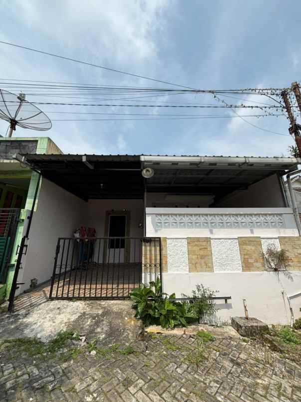 rumah ngaliyan shm bringin elok semarang barat