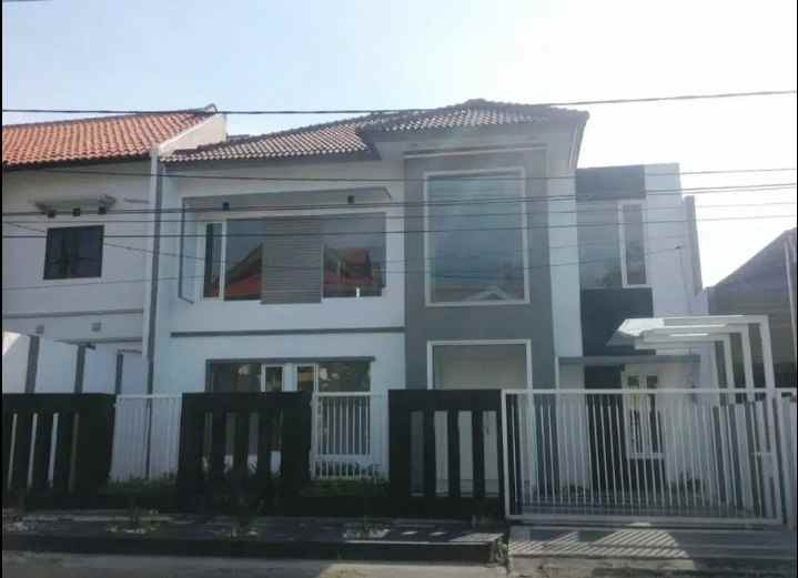 rumah nginden intan barat