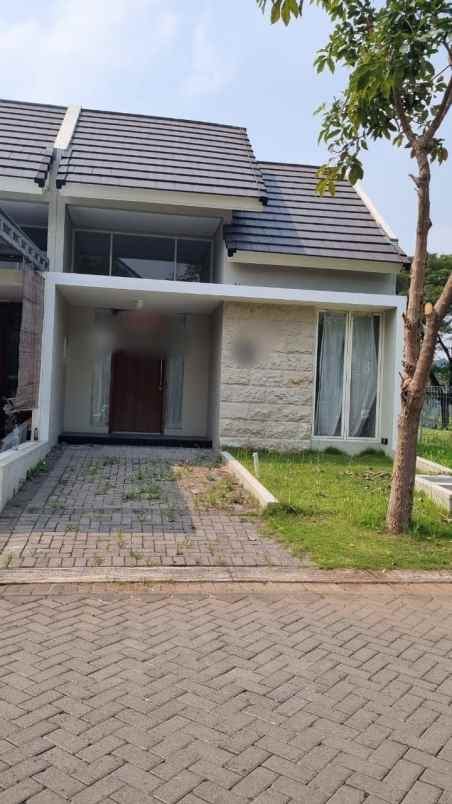 rumah northwest park citraland sby