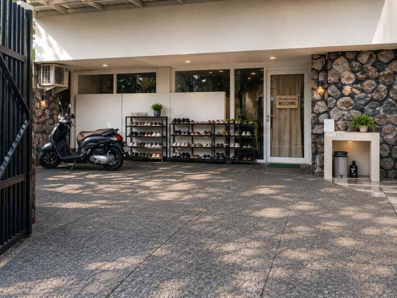 rumah nyaman siap huni di cinere