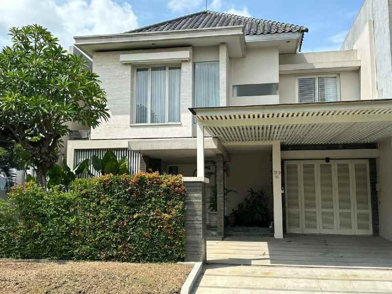 rumah raffles garden citraland strategis furnish